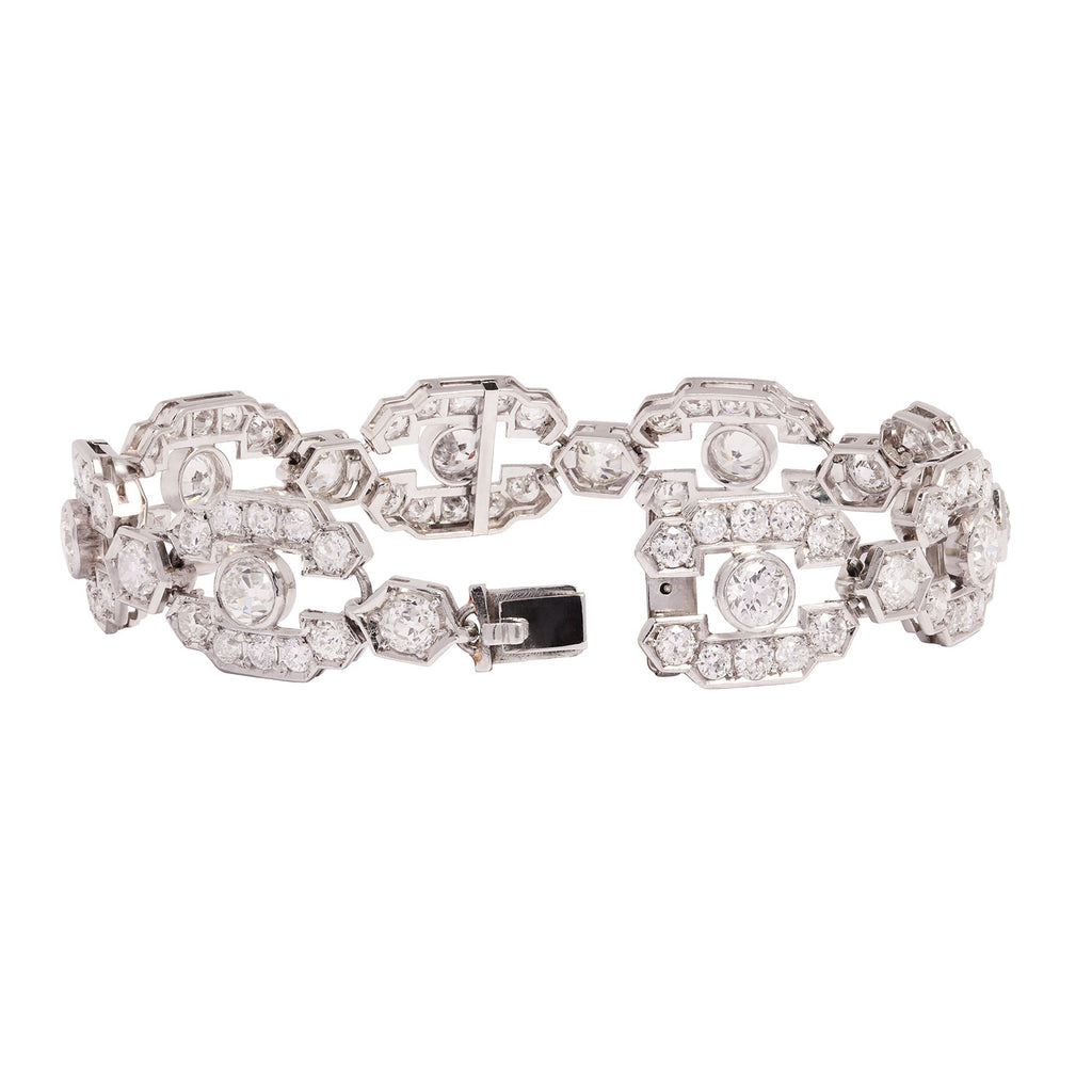 Filippo Chiappe Art Deco bracelet showing concealed box clasp and diamond set links