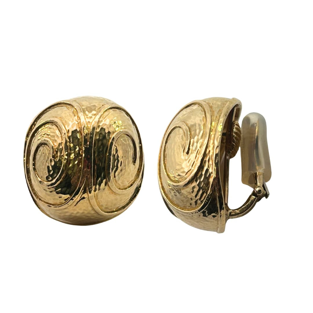 Pair of David Webb hammered 18k yellow gold dome earrings with swirling engraved details, bombe style, clip-on backs, circa 1960s–1970s.