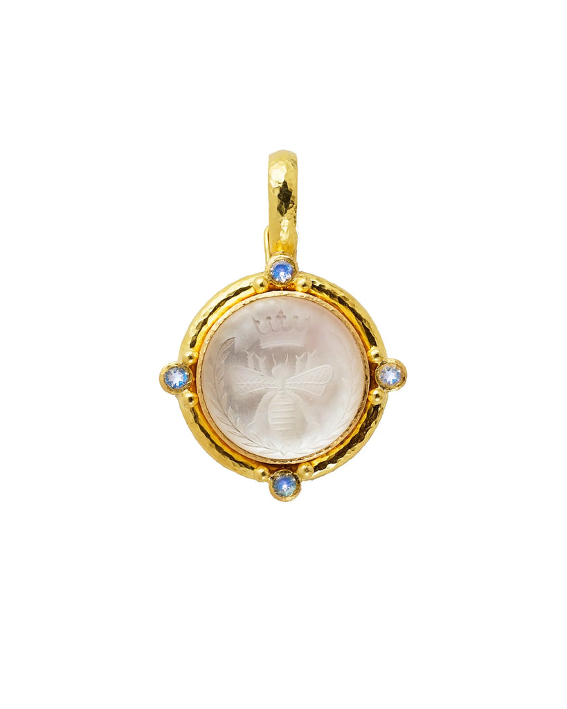 Rock crystal Queen Bee intaglio pendant with moonstone gemstones and 19k yellow gold granulation, front view